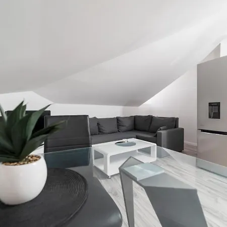 Center Mayess Aparment * زادار