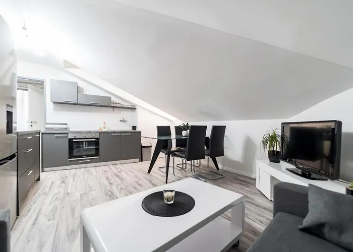 Center Mayess Aparment Zadar